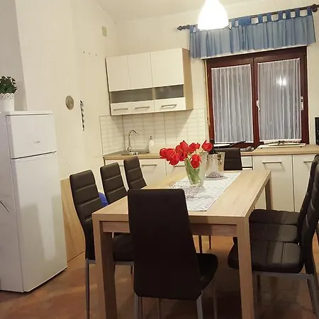 Apartment Rauzan Malinska